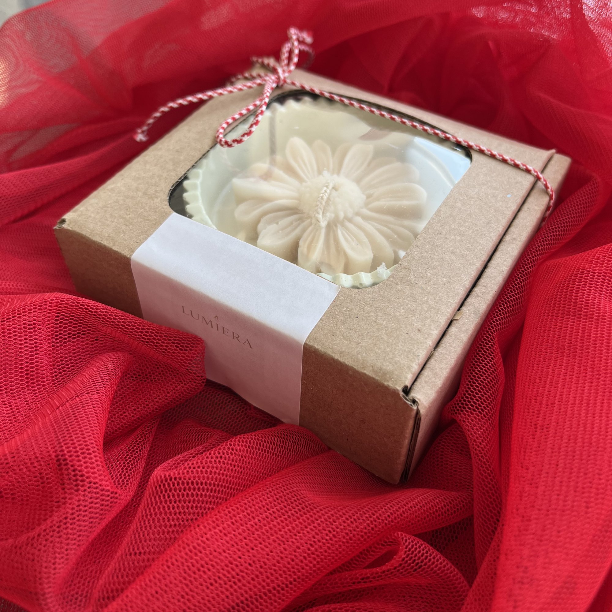 Lumânare florală „Daisy Glow”