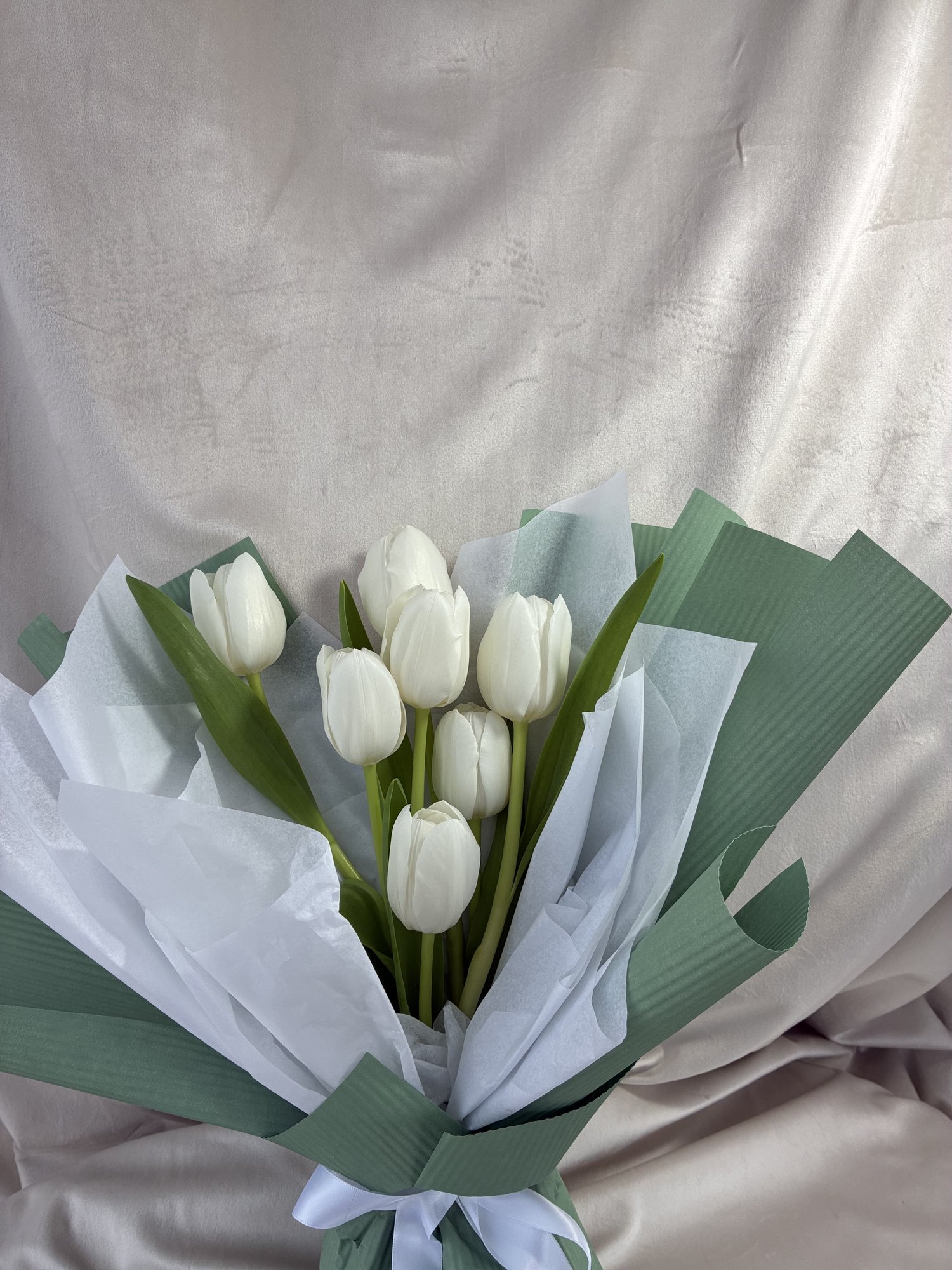 Ivory Grace – Buchet cu lalele albe - Imagine 2