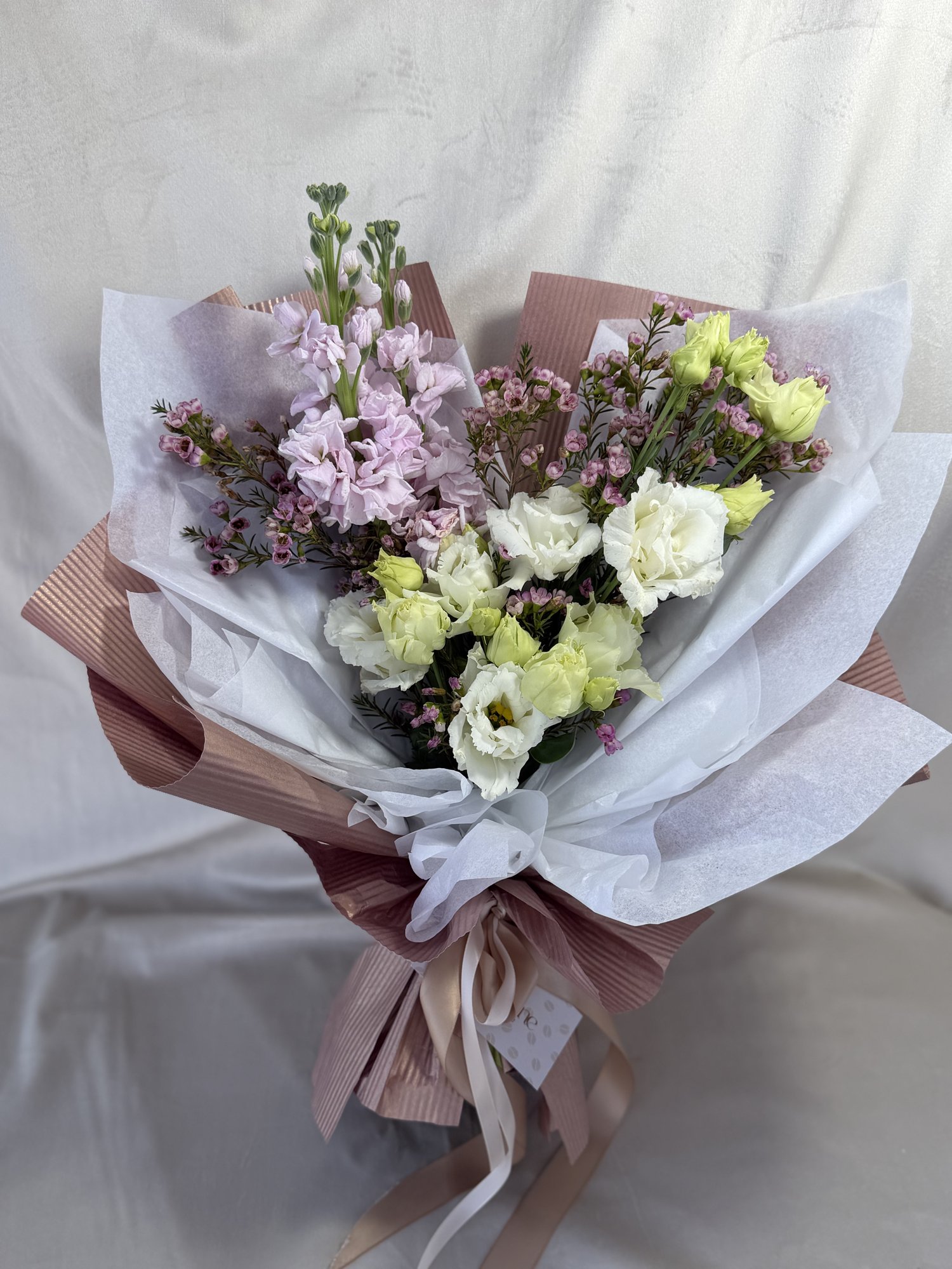 Pastel Garden Elegance - Imagine 2