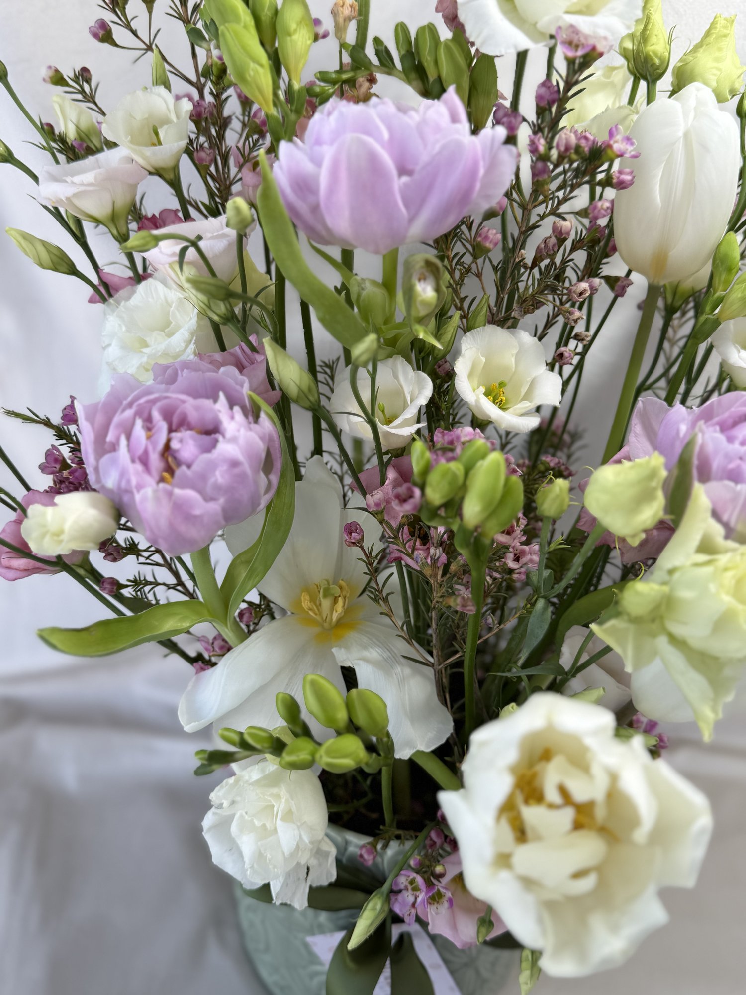 Whispering Garden Arrangement - Imagine 3