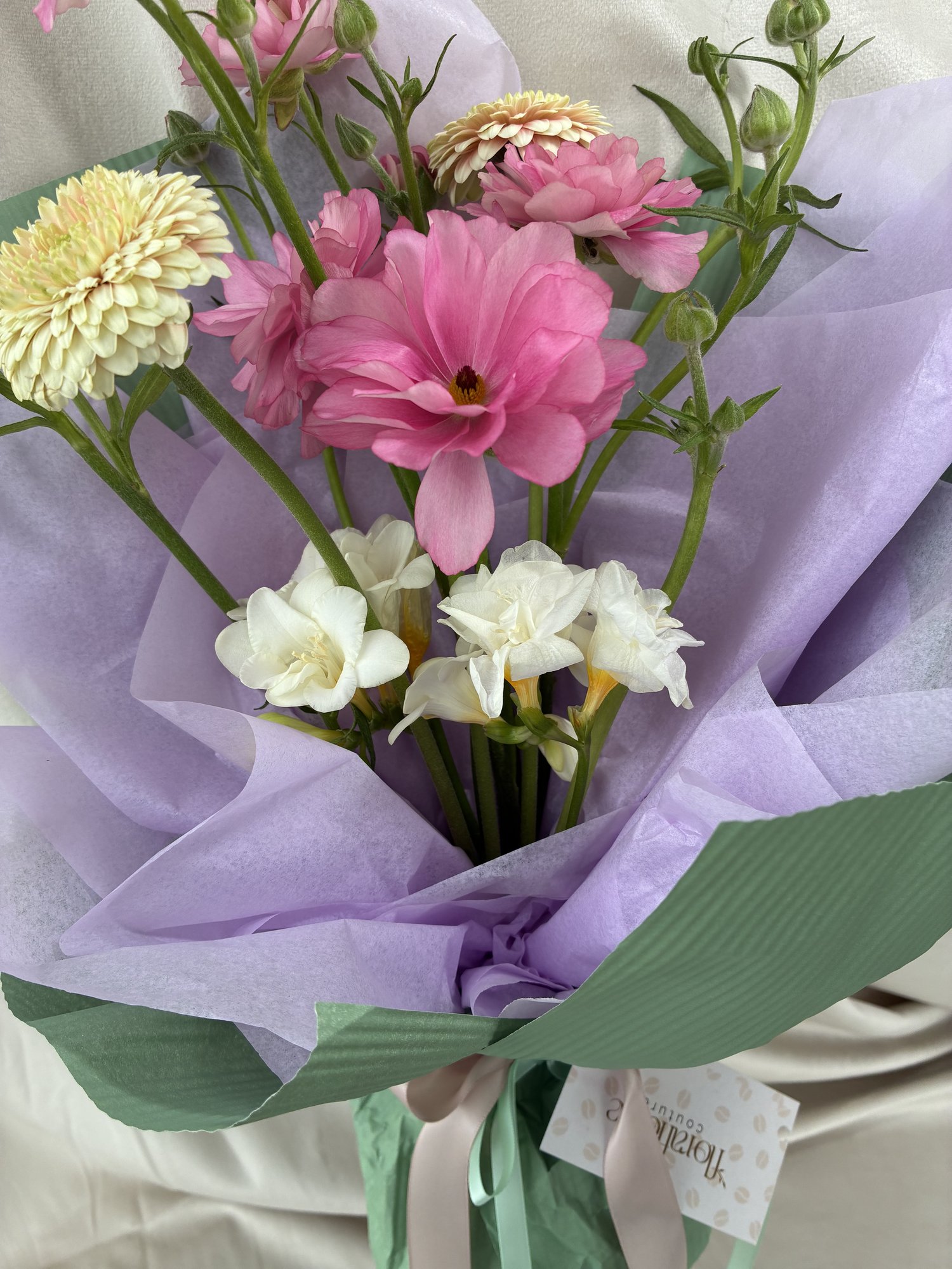 Pink Garden Delight - Imagine 4