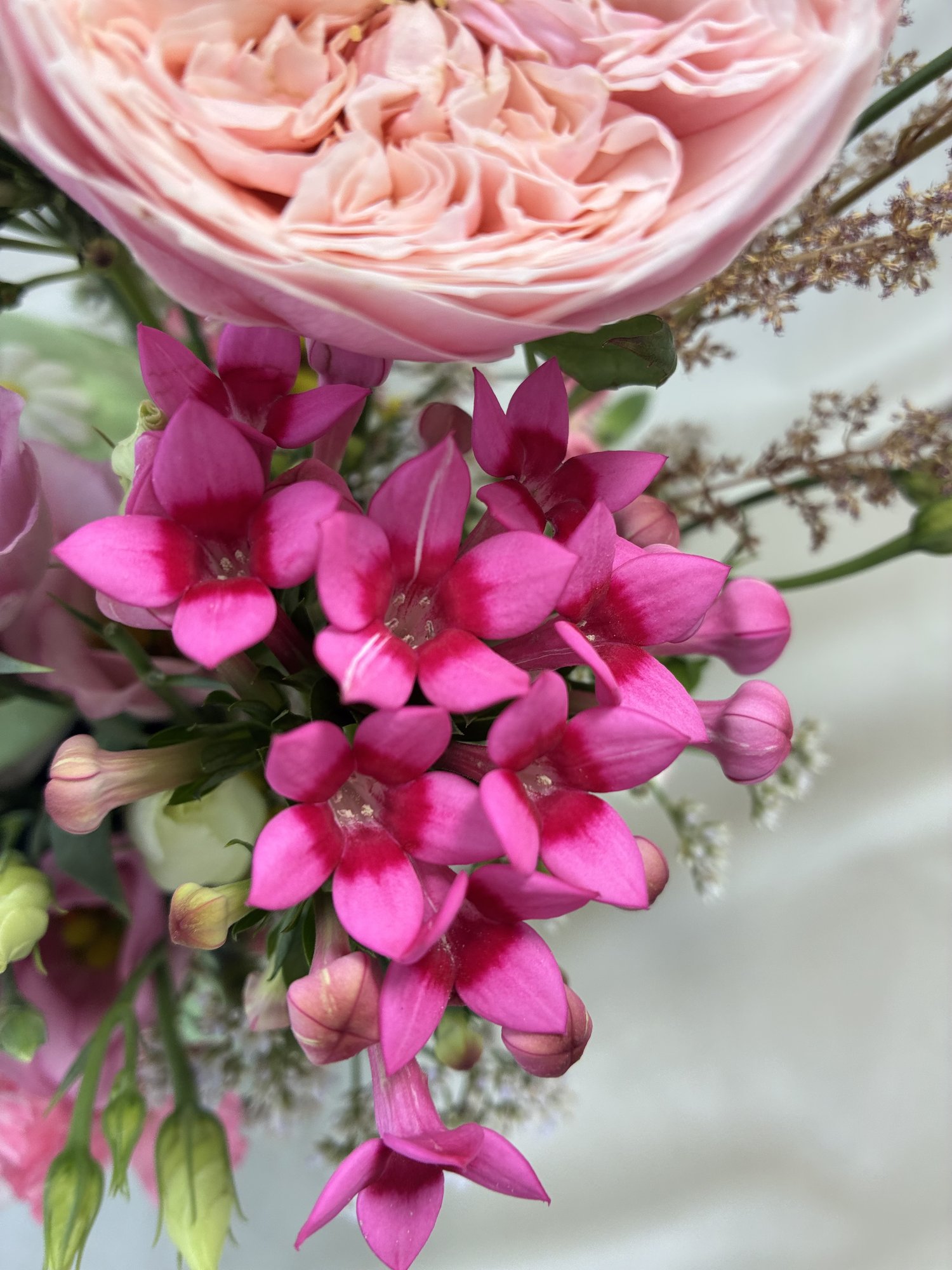 Spring Egg Delight - Aranjament floral de Paște - Imagine 4