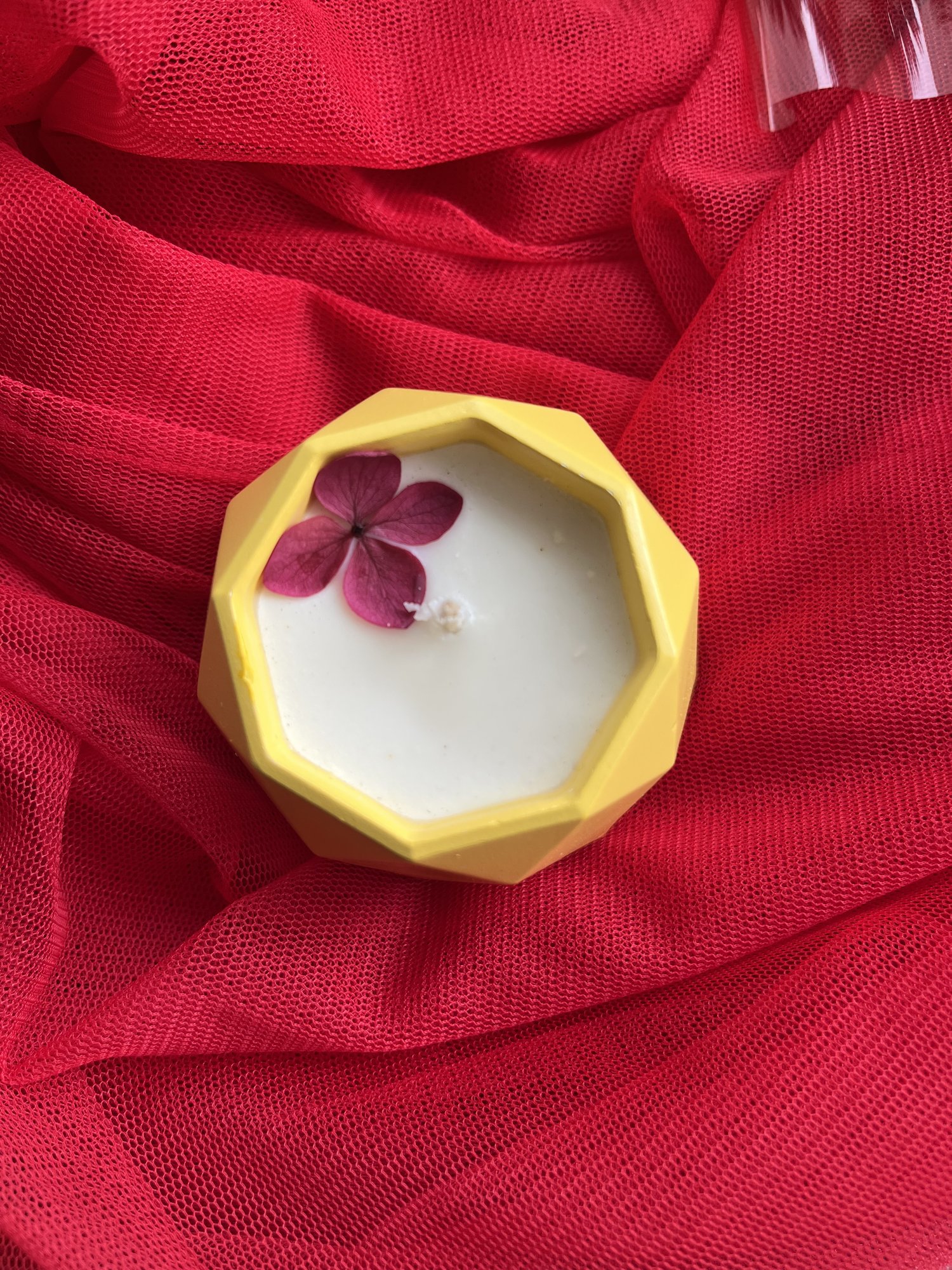 Lumânare florală „Golden Bloom Essence” - imagine 2