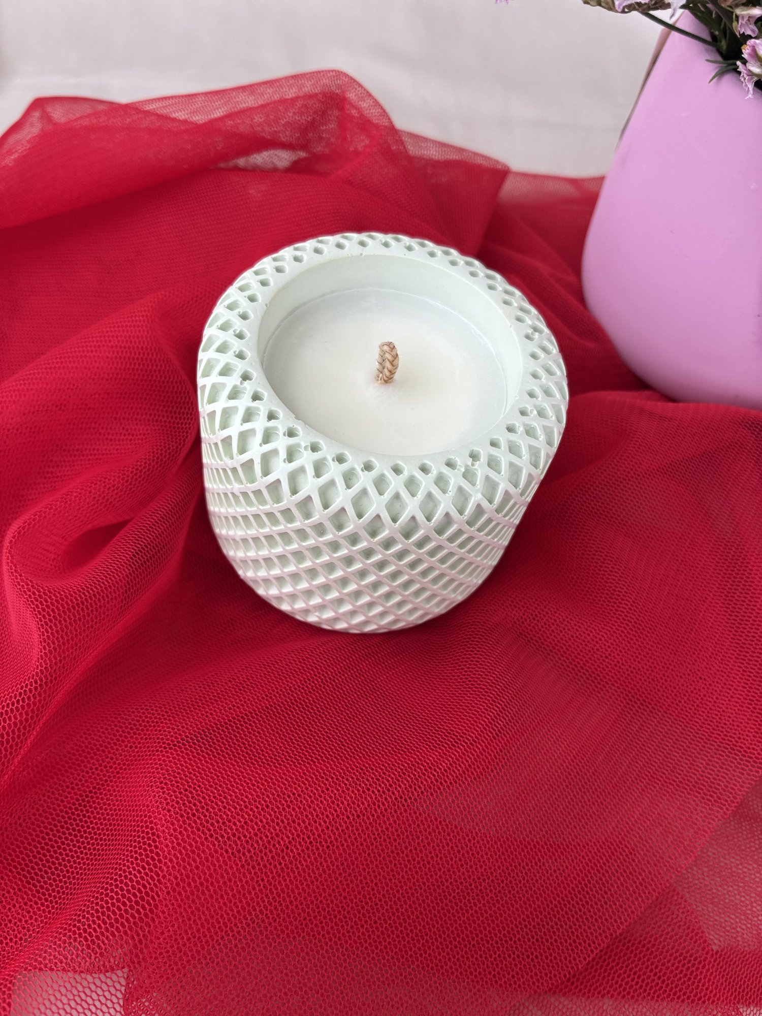 Lumânare florală „Ivory Lace Glow” - imagine 2