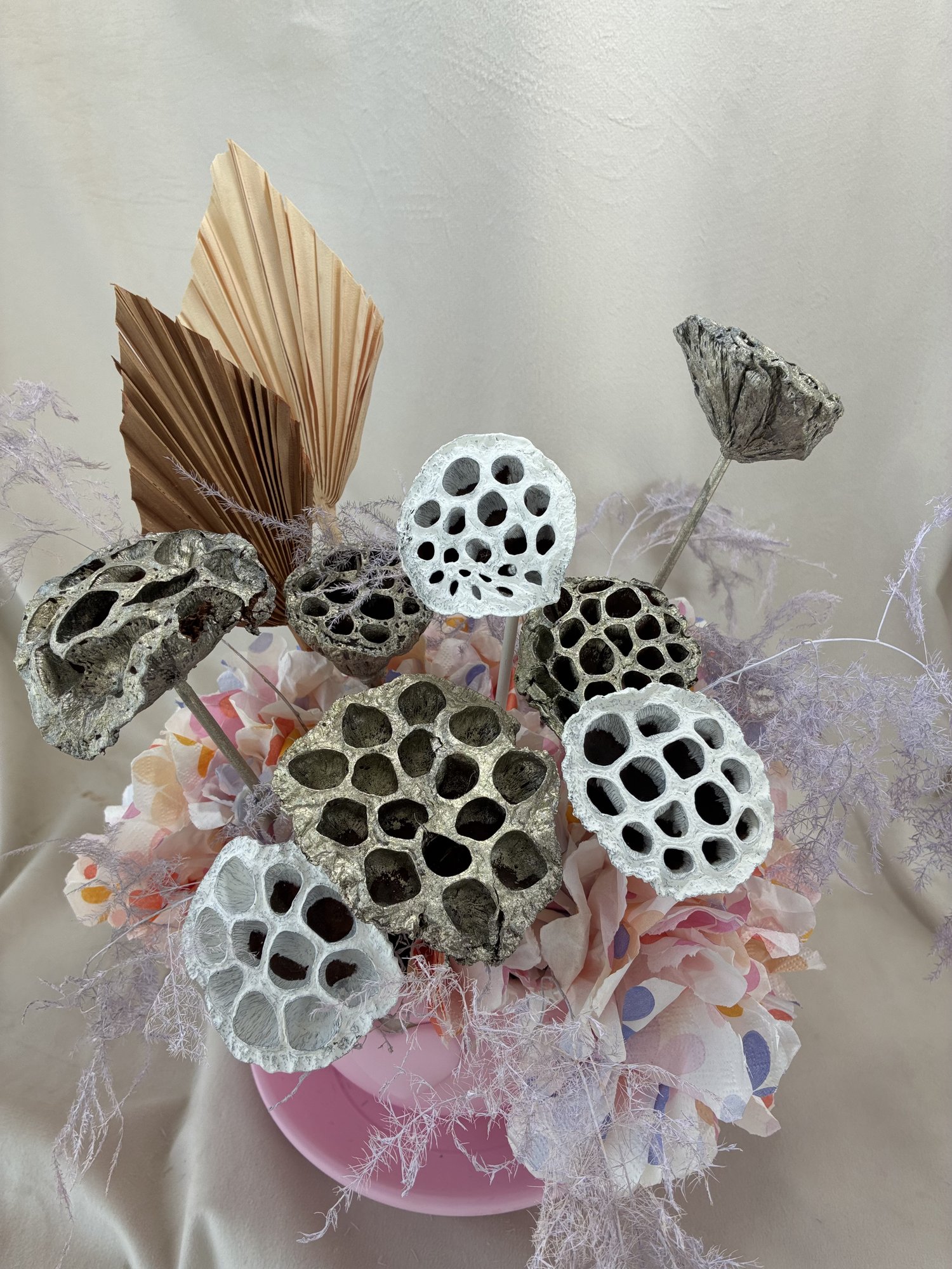 Lotus Éclat – Aranjament Nemuritor Artistic cu Lotus Decorativ și Accente Botanice Eternelle - Imagine 3