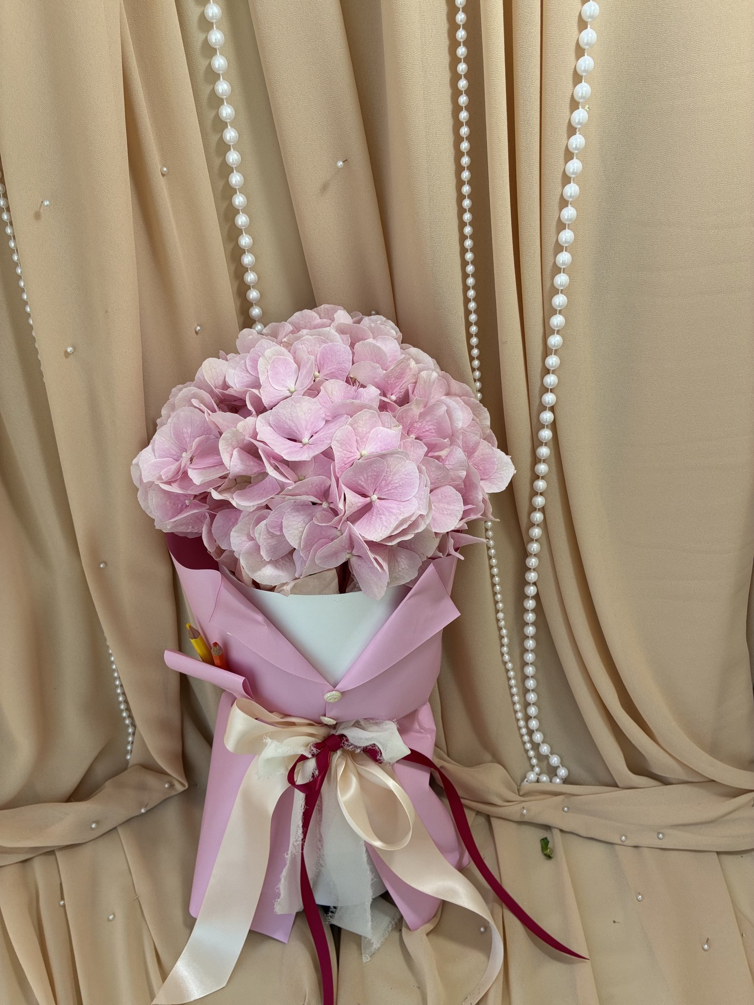 Miss Rosé – Buchet Back to School cu Hortensie roz - Imagine 3