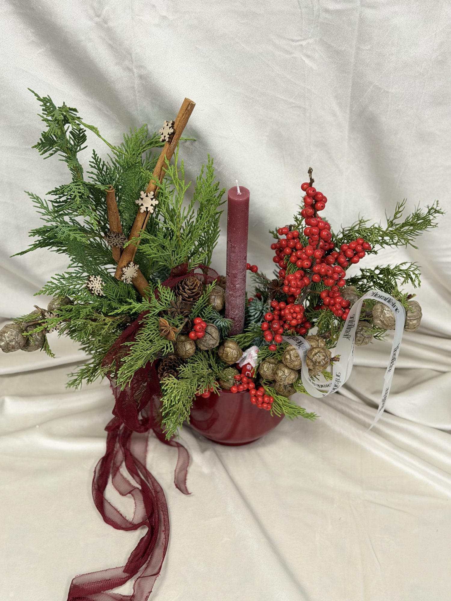 Crimson Winter Story – Aranjament Couture - Imagine 2