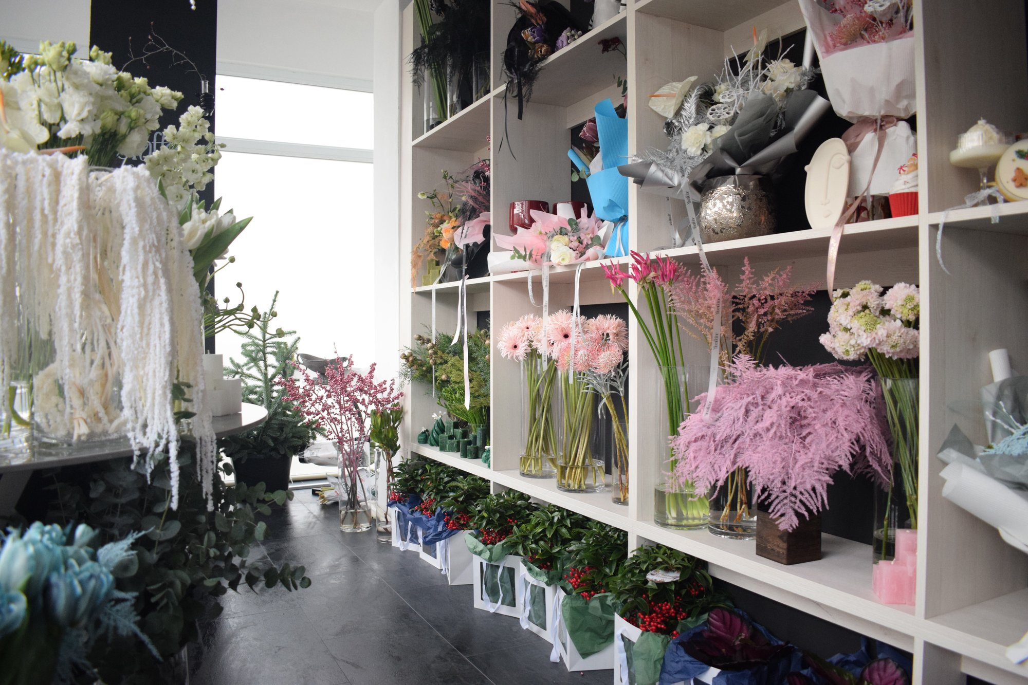 Floraffeine s-a deschis în Iași – florărie & cafenea cu suflet, jocuri și bucurie pentru toată familia - imagine 6