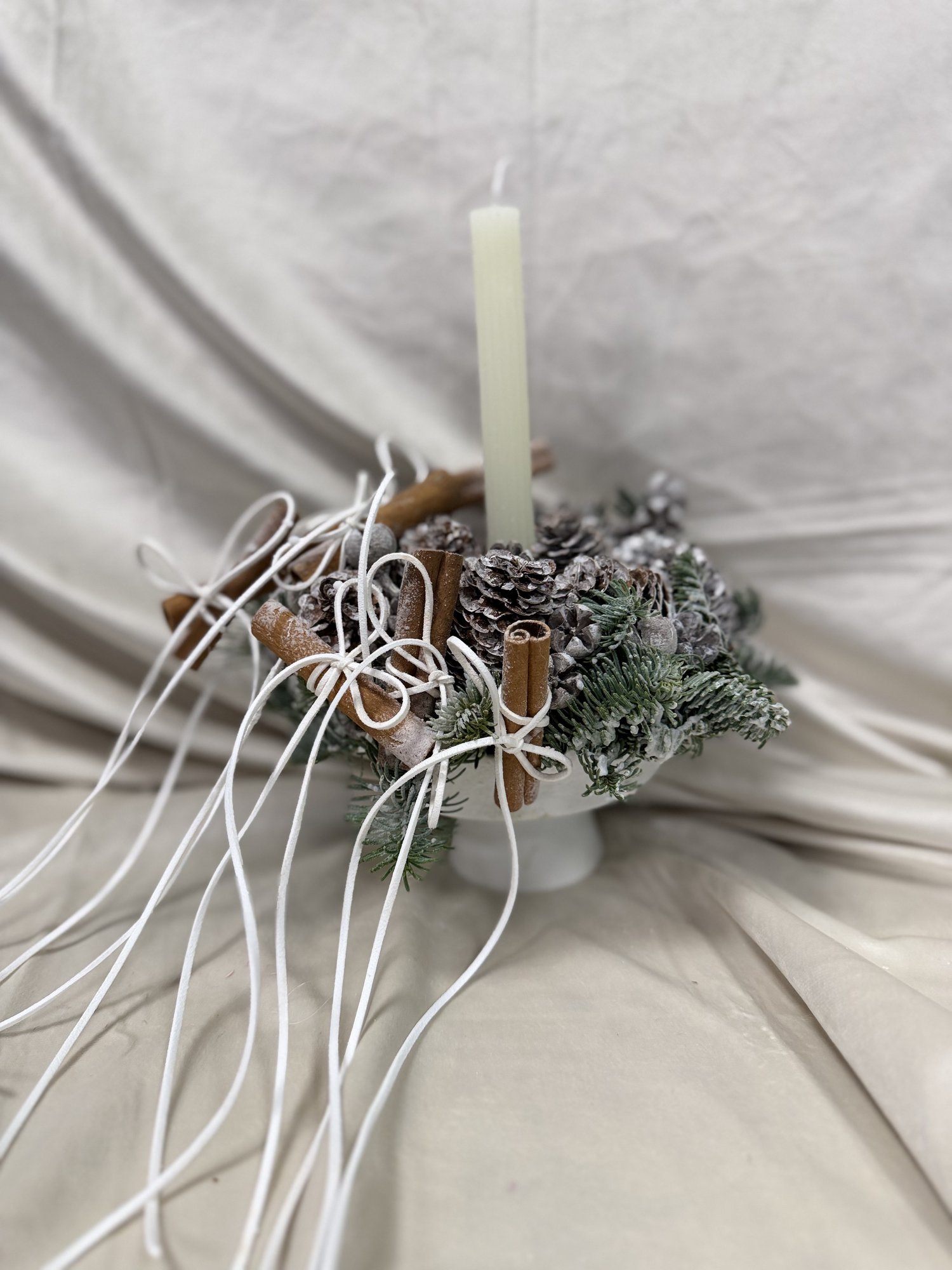 White Spice Ritual — Couture in alb si arome calde - Imagine 2